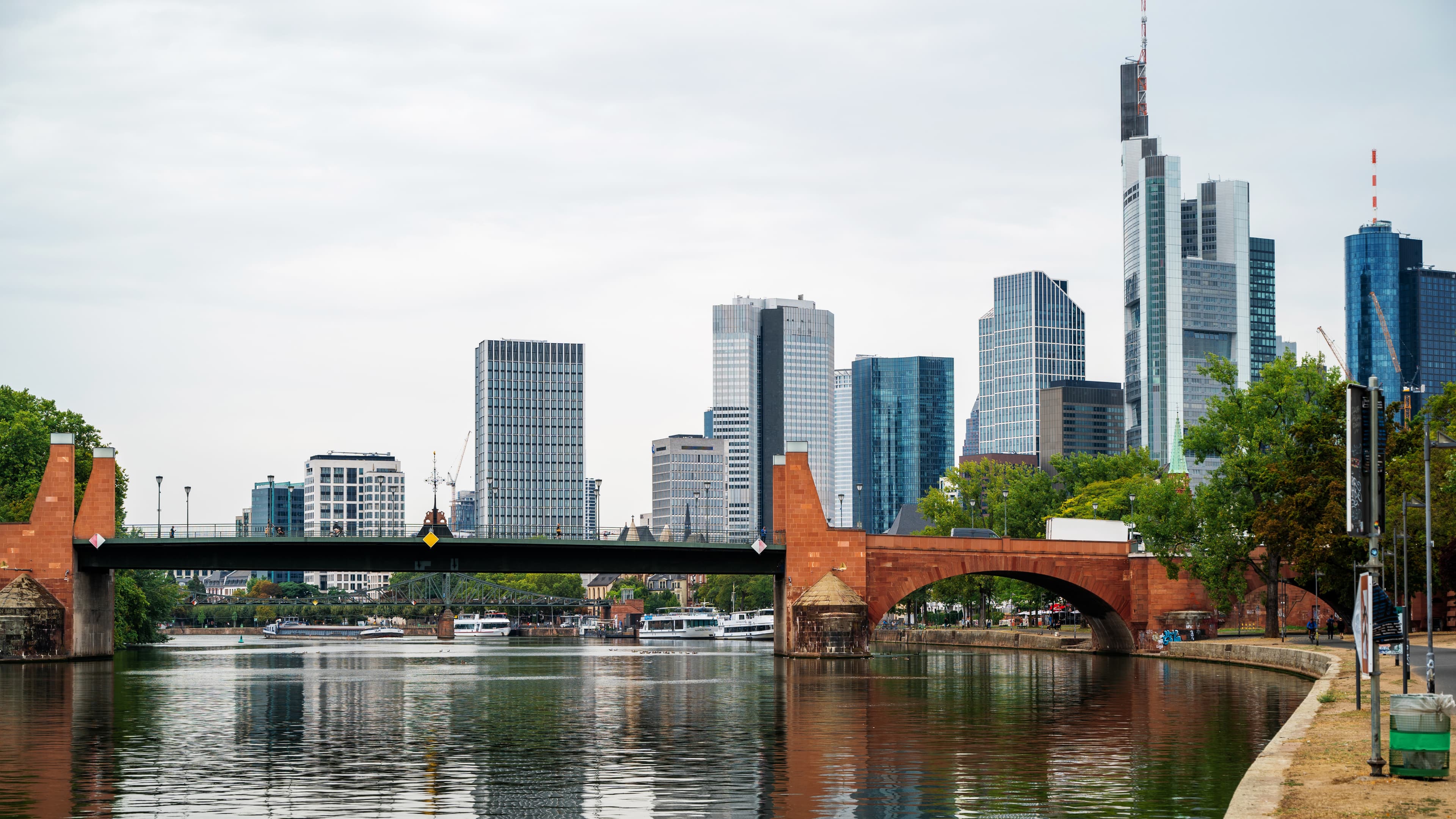 Frankfurt skyline